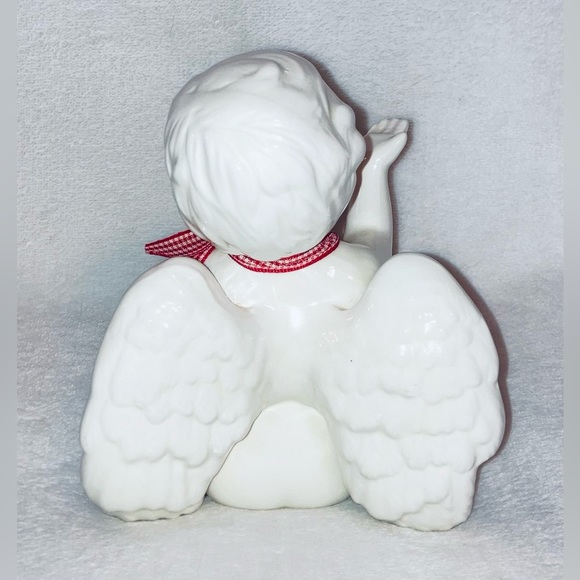 Ceramic Angel. - Picture 6 of 9
